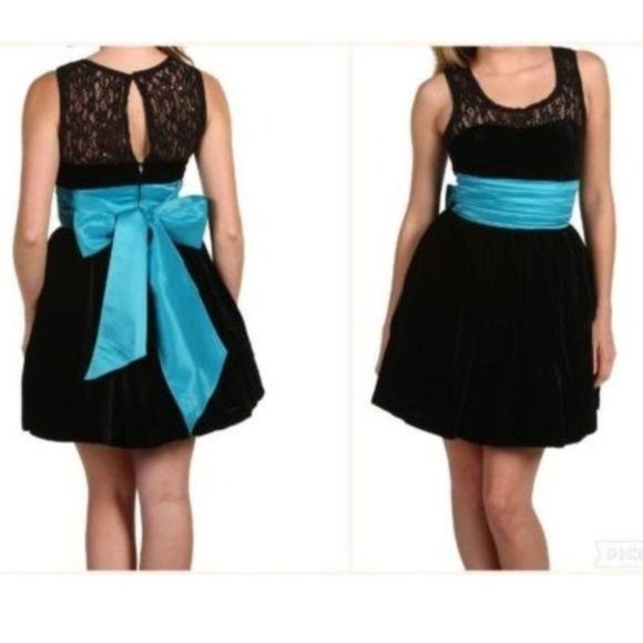 Betsey Johnson Dresses & Skirts - Betsey Johnson Velvet Lace 80's Cocktail Dress Size 0 Black Vintage